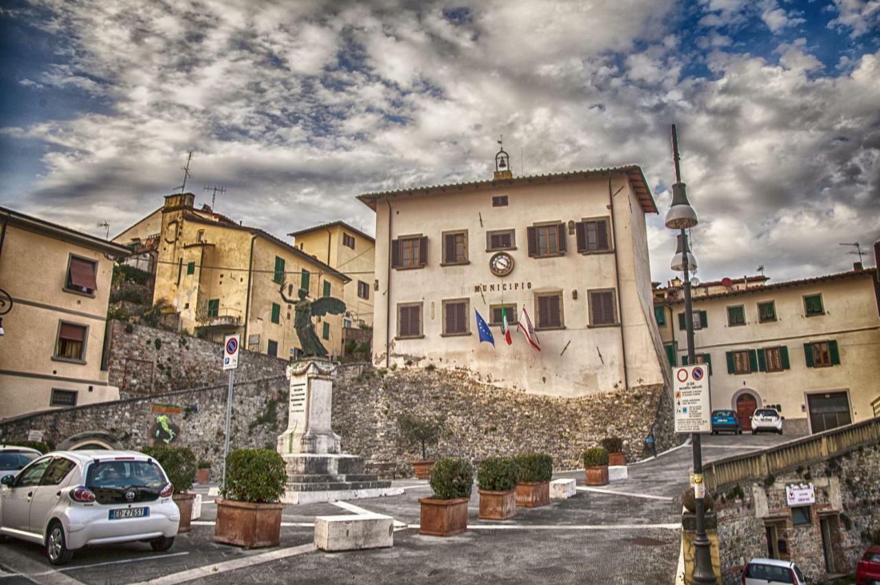 Il Castello Daire Bucine Dış mekan fotoğraf